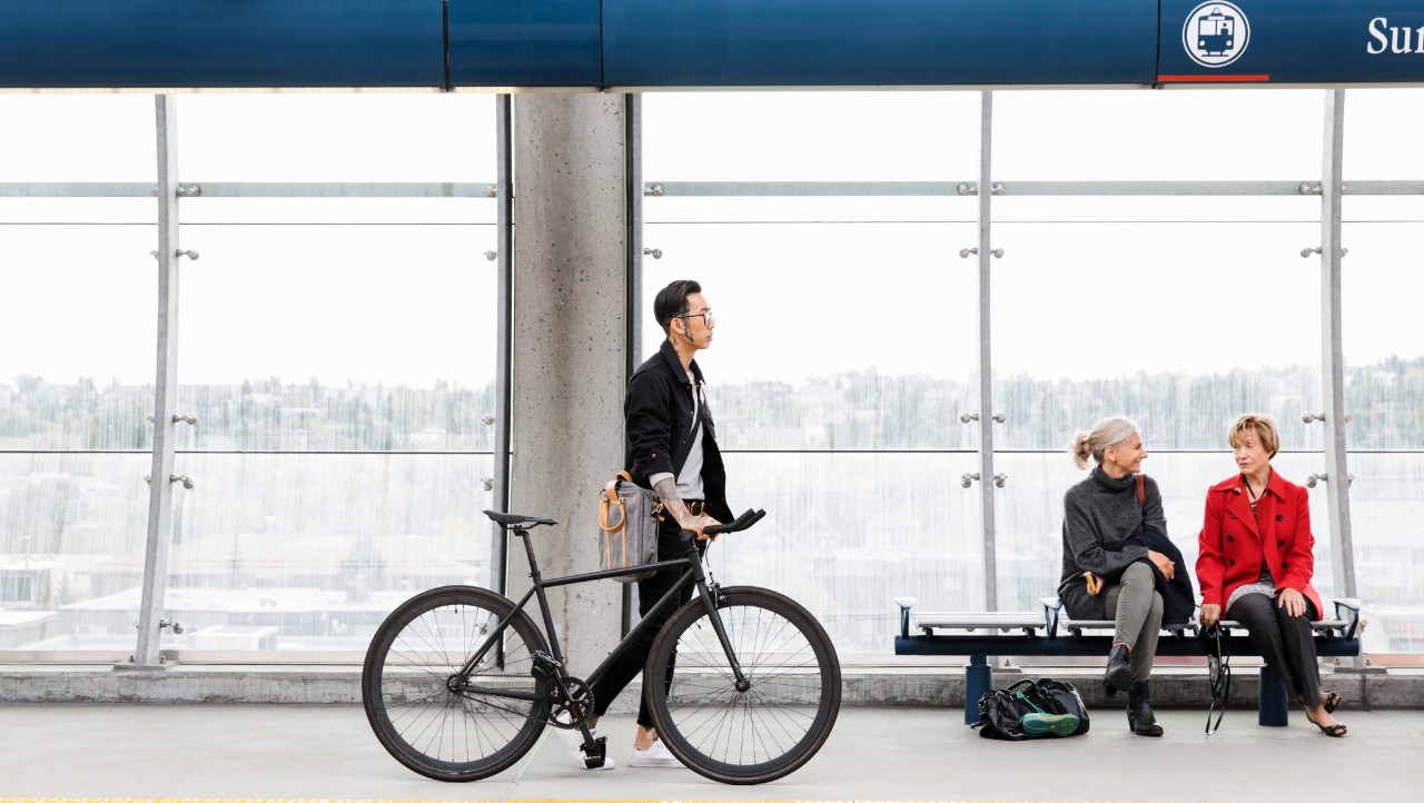 guy_with_bike